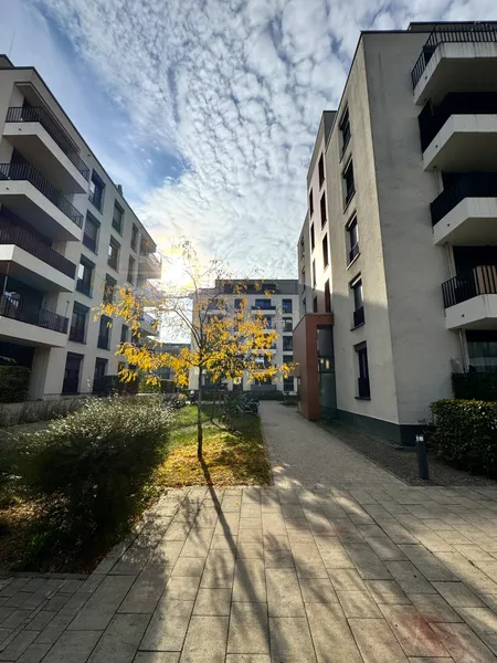 Zuhause ankommen, wo Wasser, Stadt und Ruhe zusammenfinden – Wohnen in Oberschöneweide — photo 1